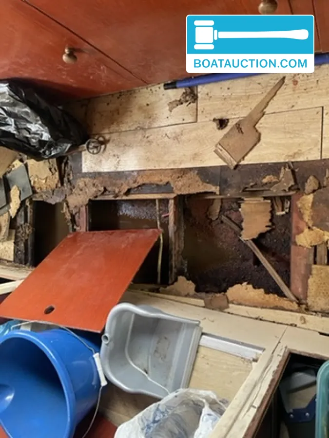 foto: 8 Cabin boat 800