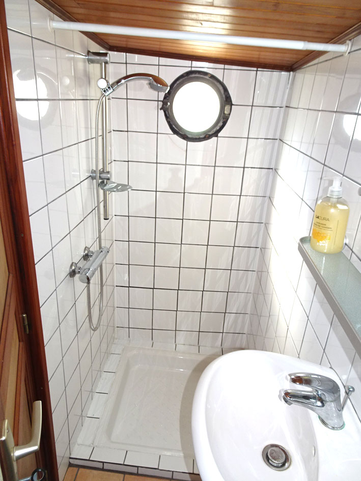 foto: 44 Katwijker 26.13 Varend Woonschip met CBB