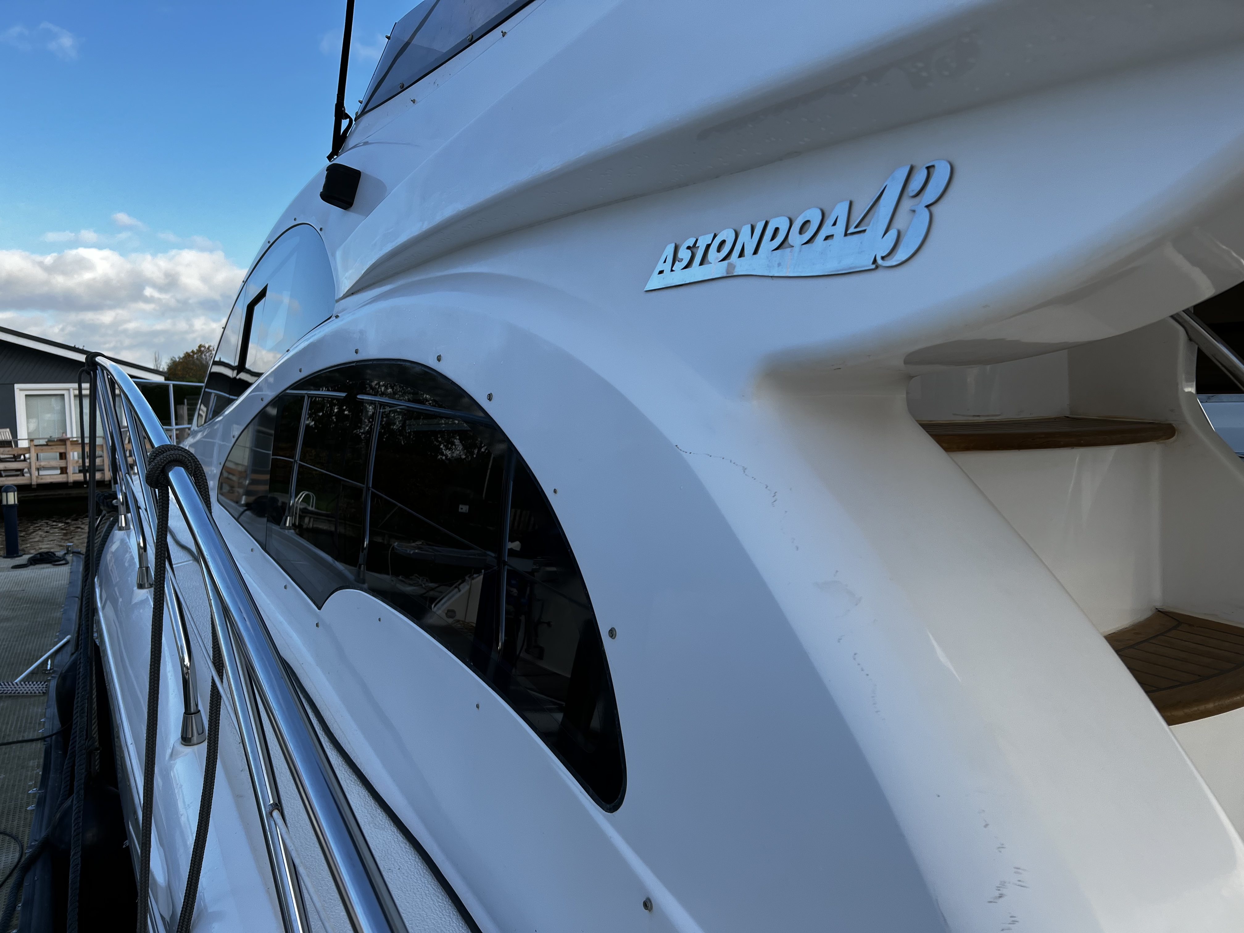 foto: 18 Astondoa  43 GLX