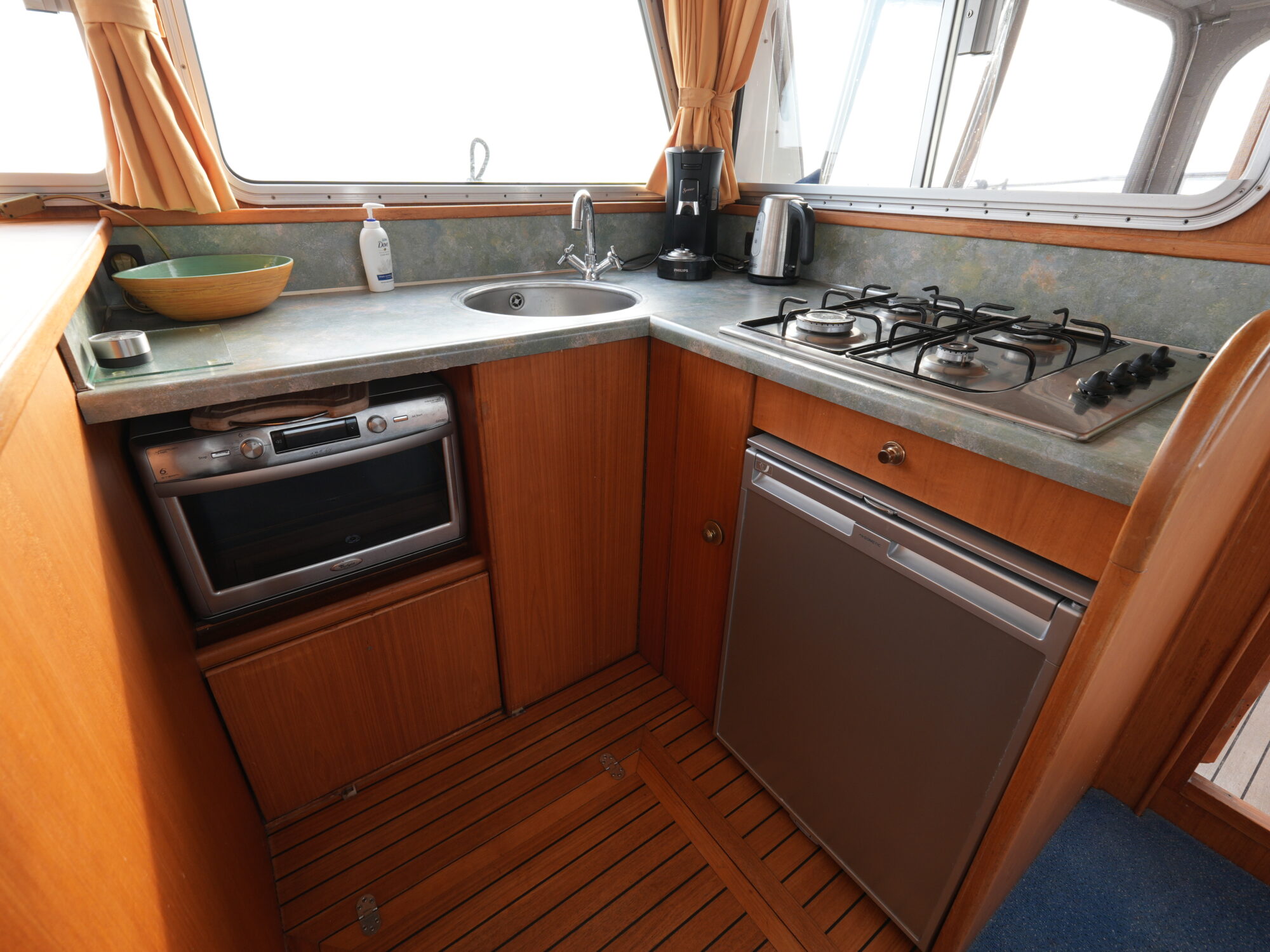 foto: 33 Barkas Barkas 12.00 OK