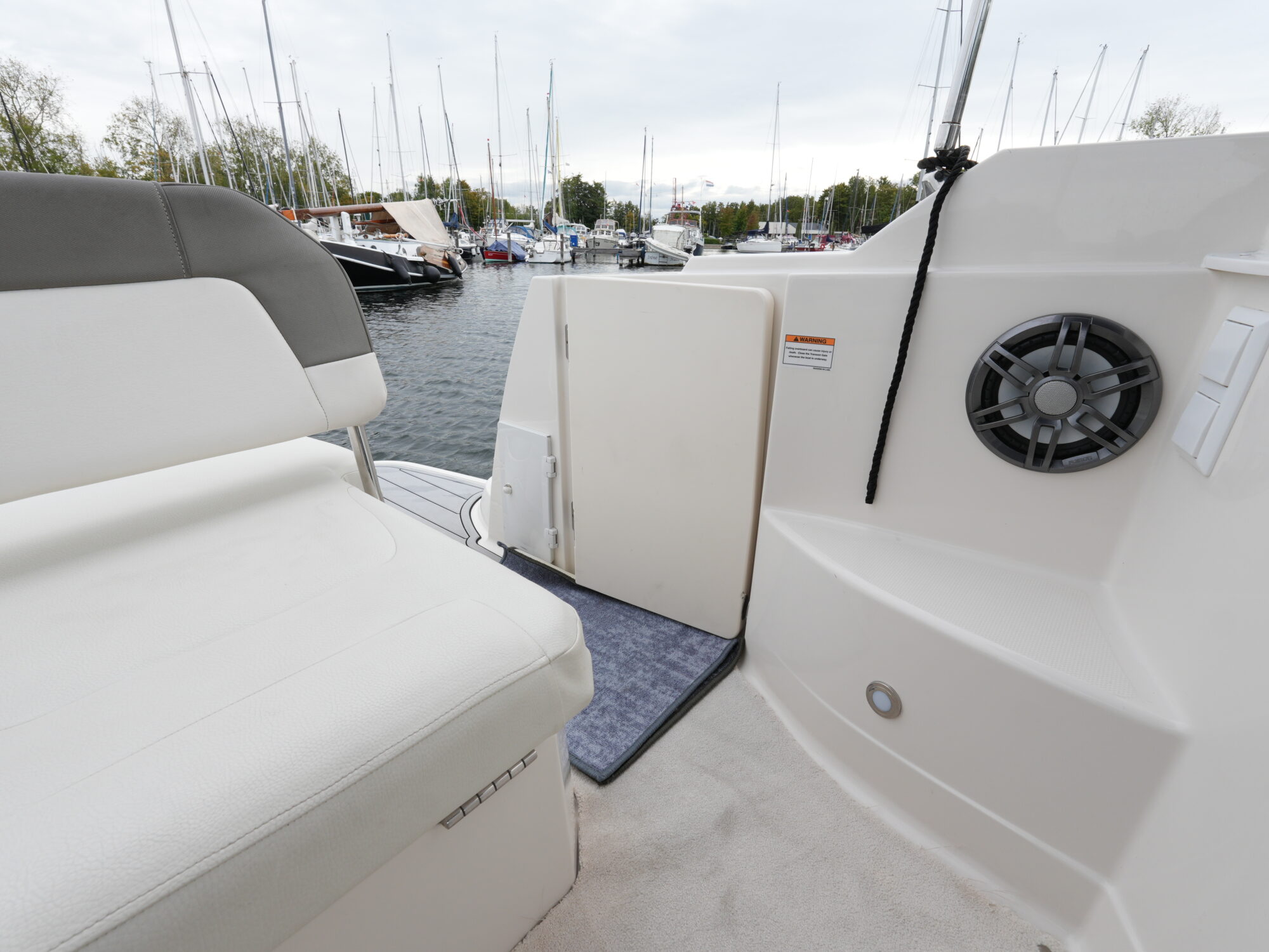 foto: 34 Monterey Monterey 260 Sport Cruiser