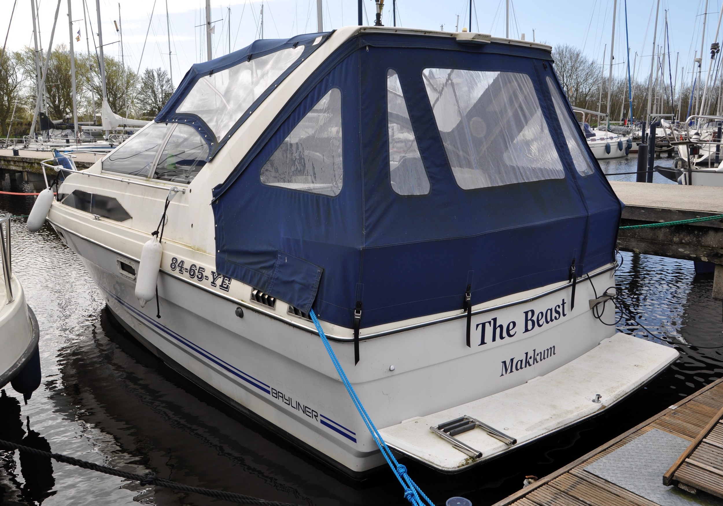 foto: 16 Bayliner 2855 Cierra
