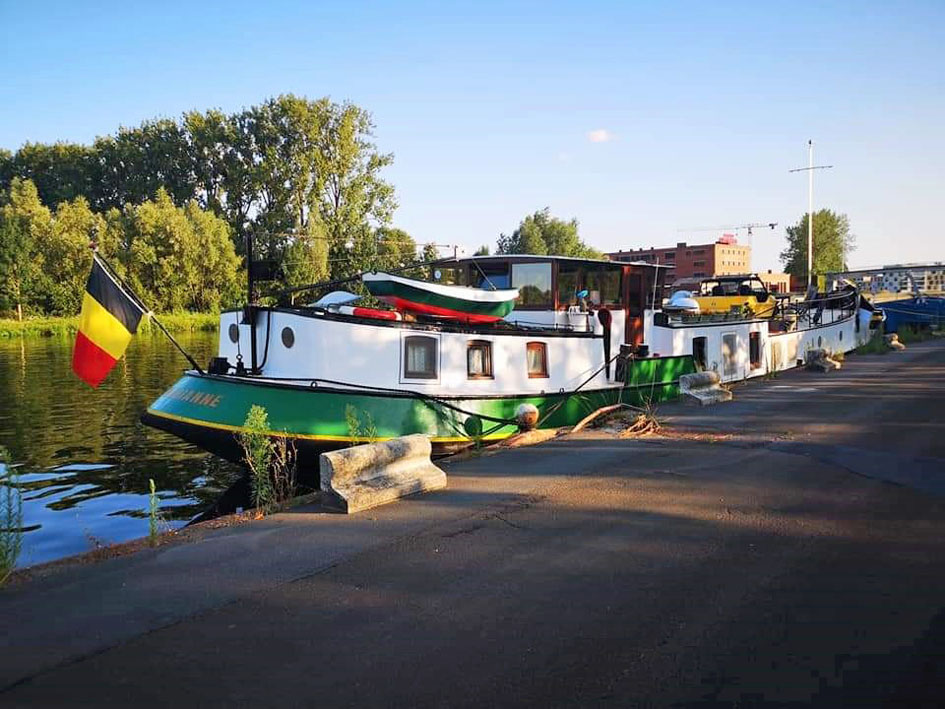foto: 46 Katwijker 26.13 Varend Woonschip met CBB