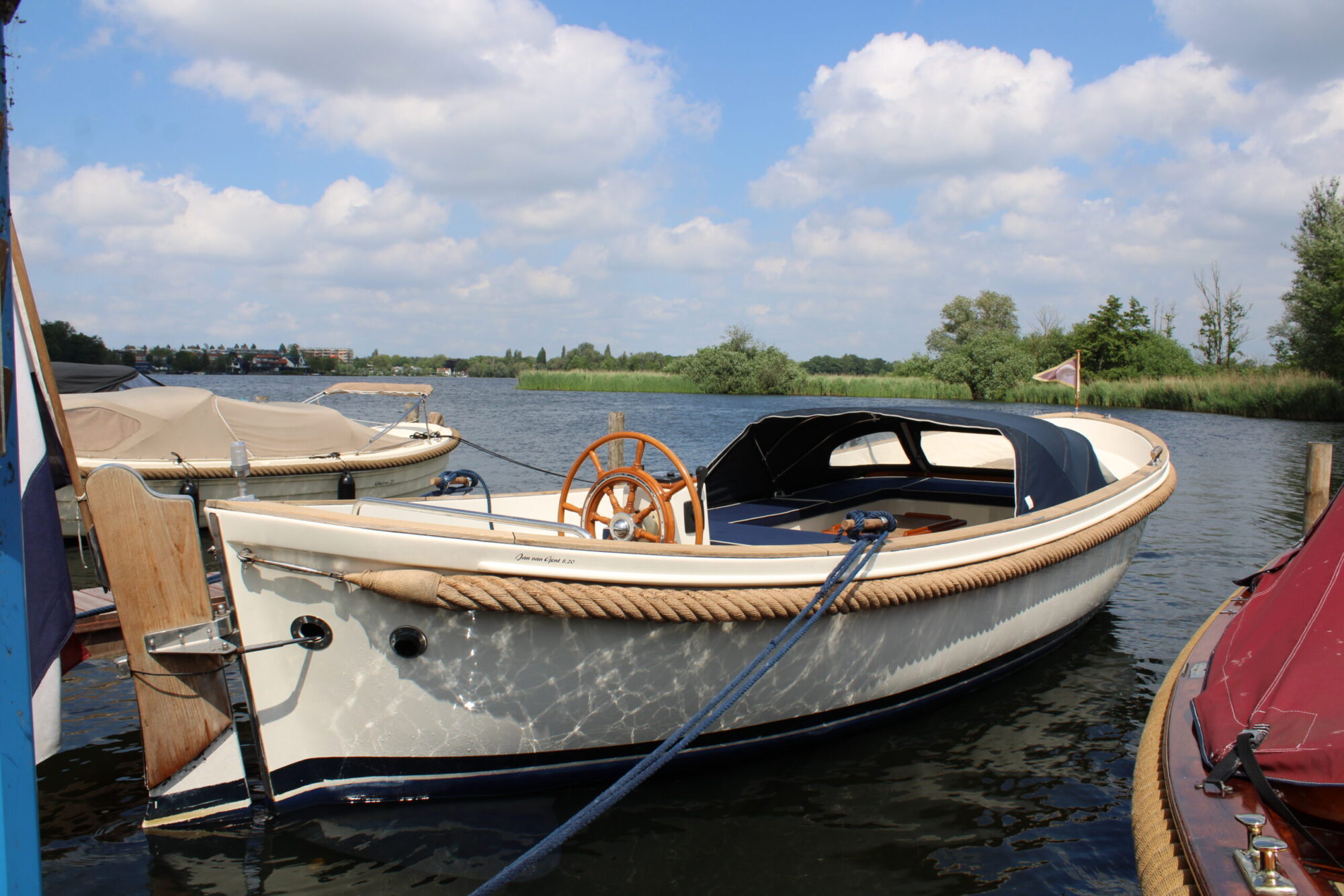 foto: 9 Jan van Gent Jan van Gent 8.20 OK Sloep