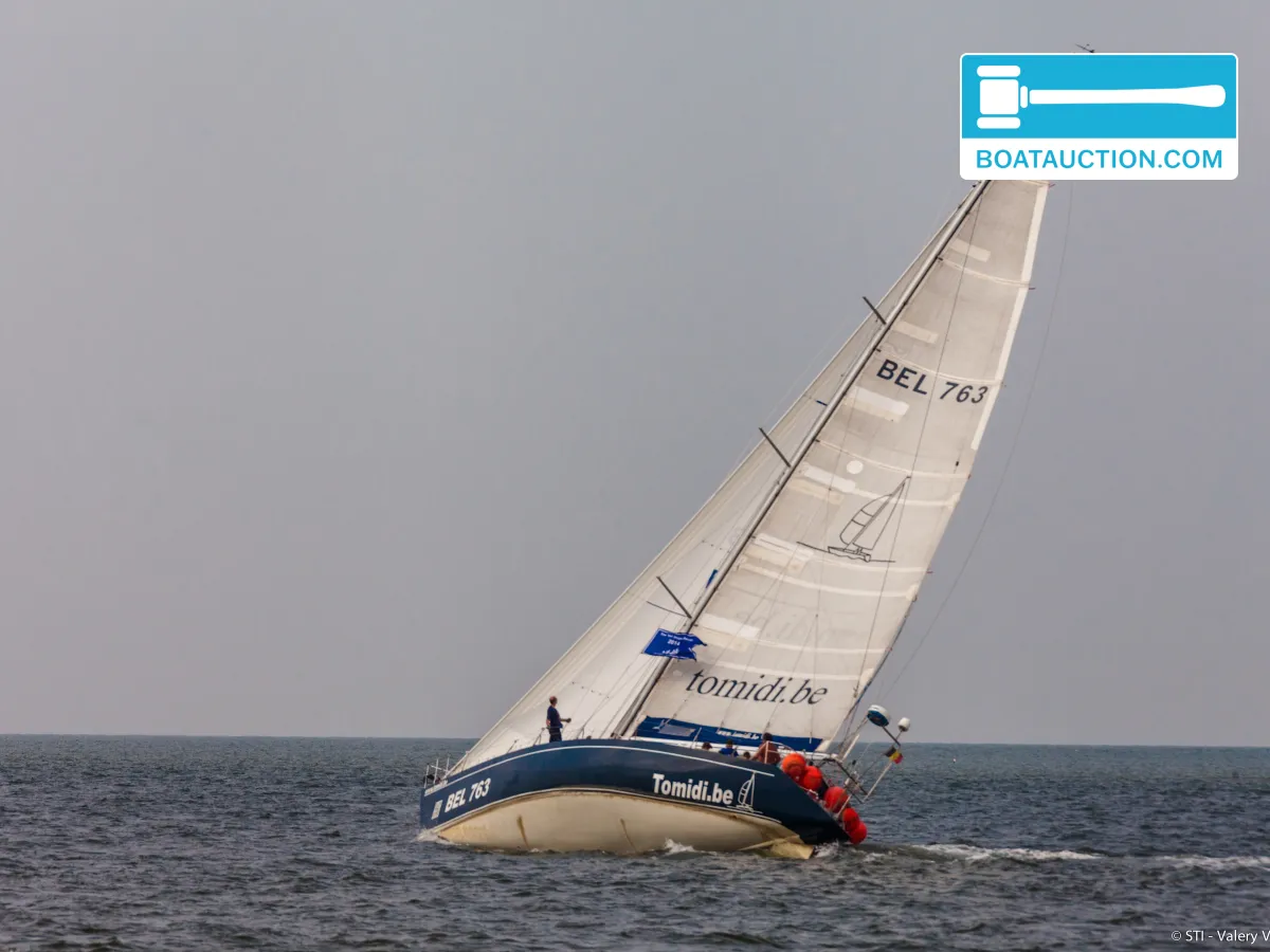 foto: 6 Standfast One Off 57'