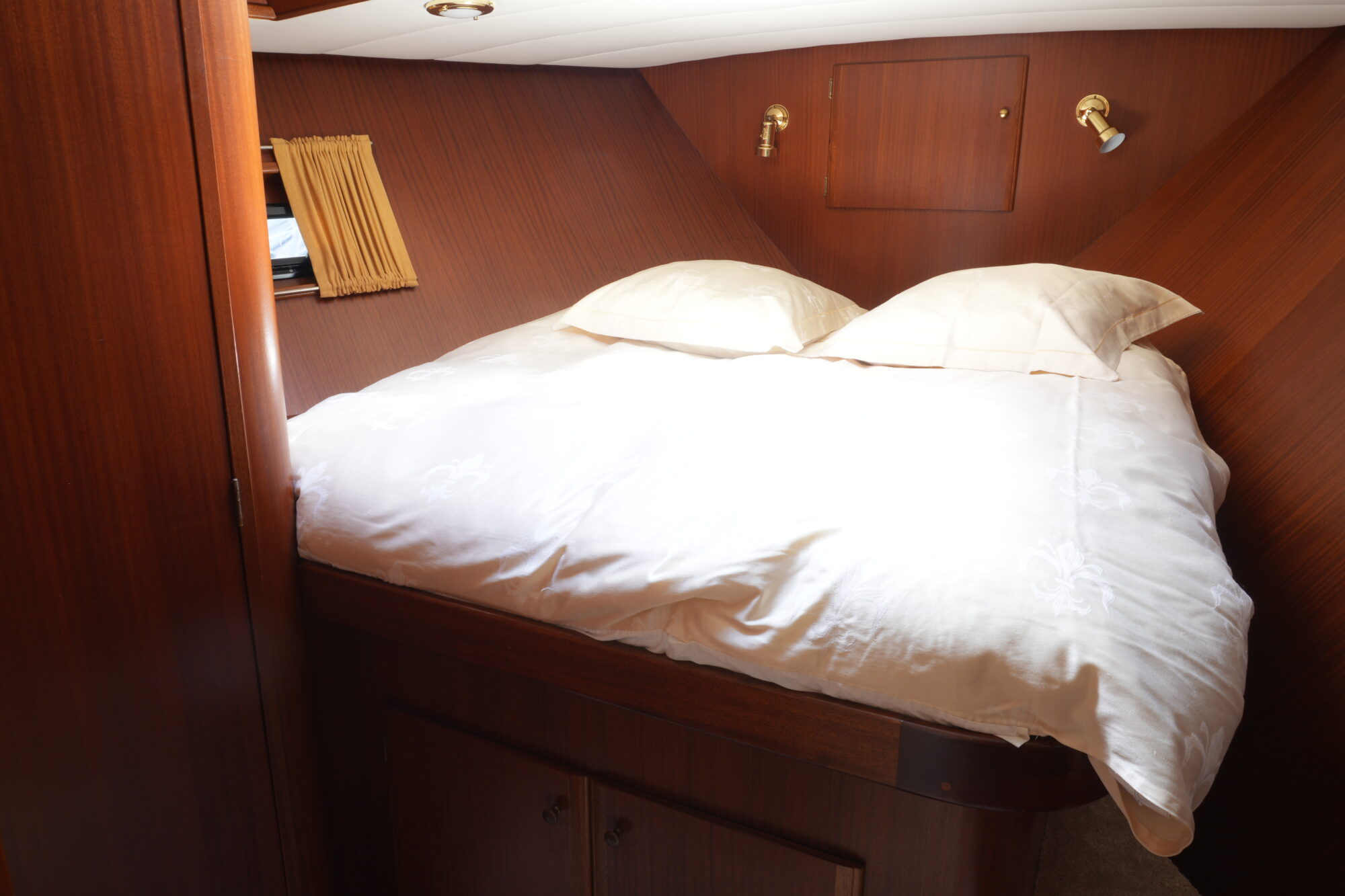 foto: 57 Valkkruiser Valkkruiser Super Falcon 45 Cabrio