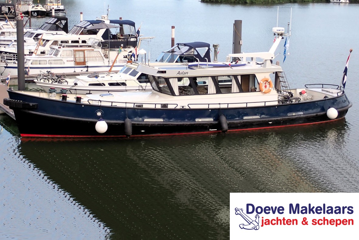 hoofdfoto: 1 ex Patrouille vaartuig / Varend Woonschip 18.26 met UBC