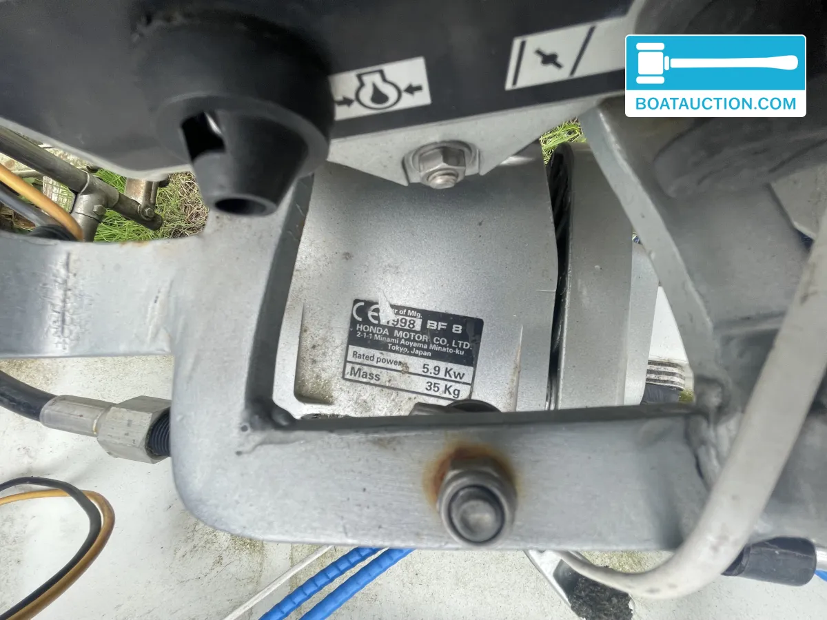 foto: 9 Speedboot 410