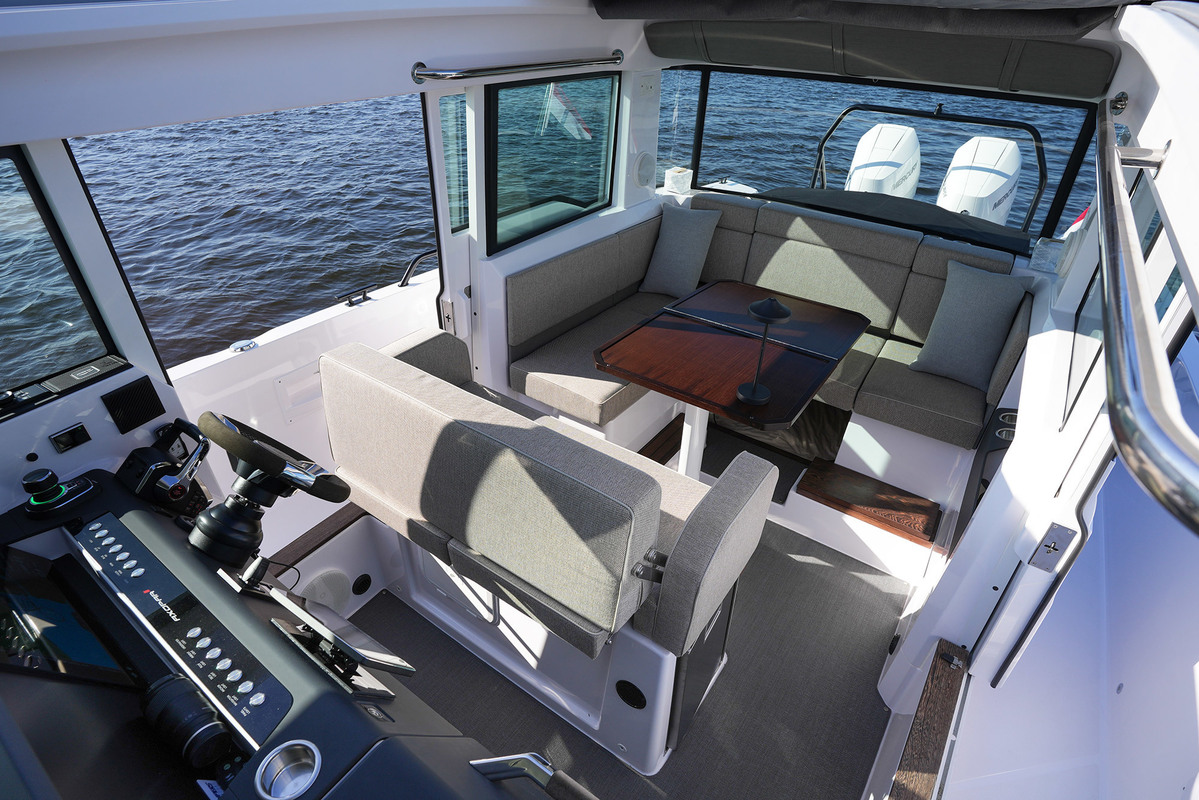 foto: 59 Axopar  37 XC Cross Cabin Mediterrana Edition