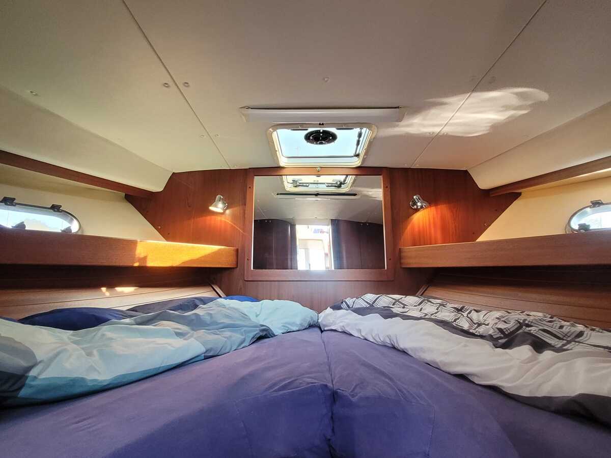 foto: 16 Nimbus 380 Commander