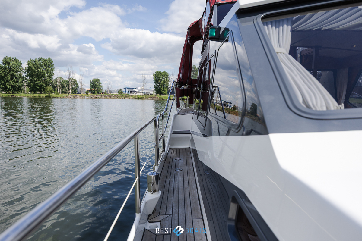 foto: 29 Linssen 37 SE