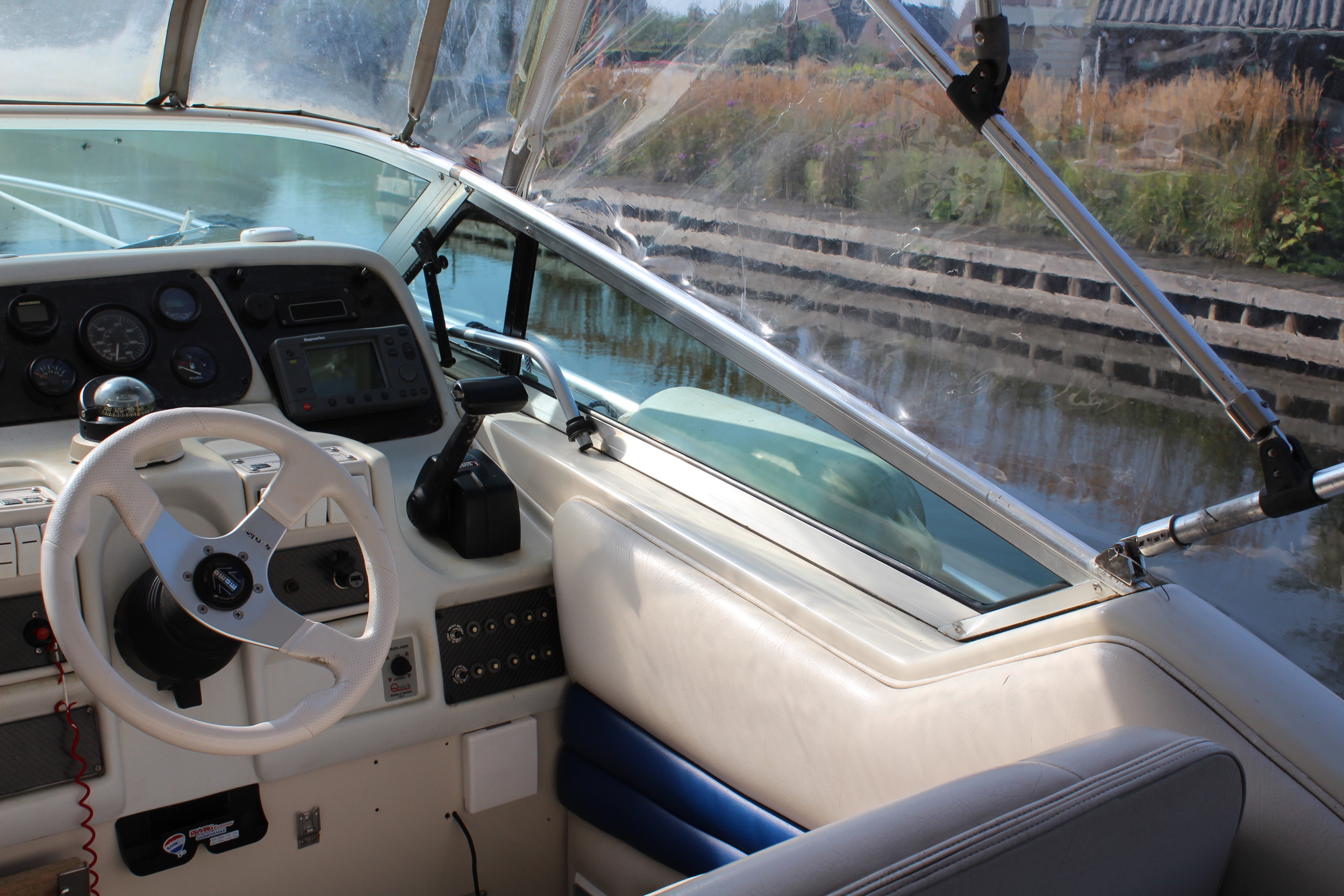 foto: 23 Crownline 250 CR Diesel Speedcruiser