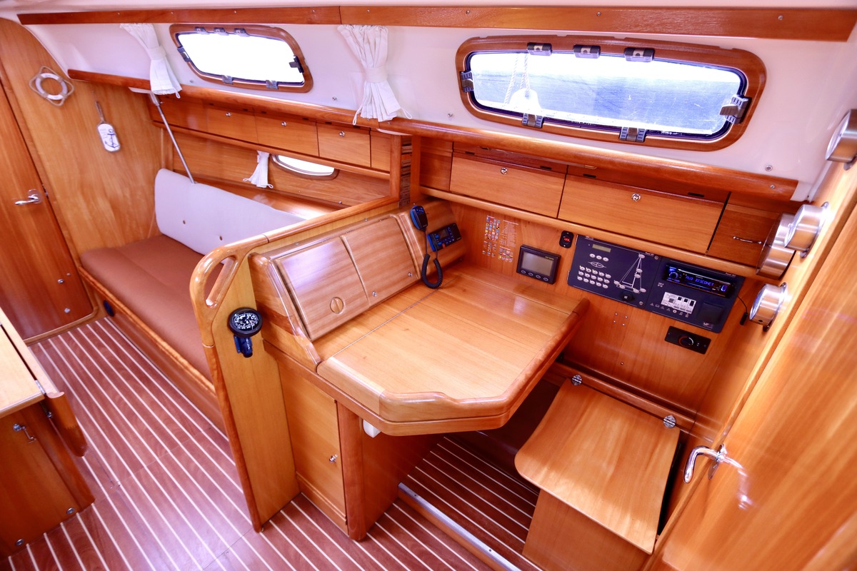 foto: 21 Bavaria  33 Cruiser