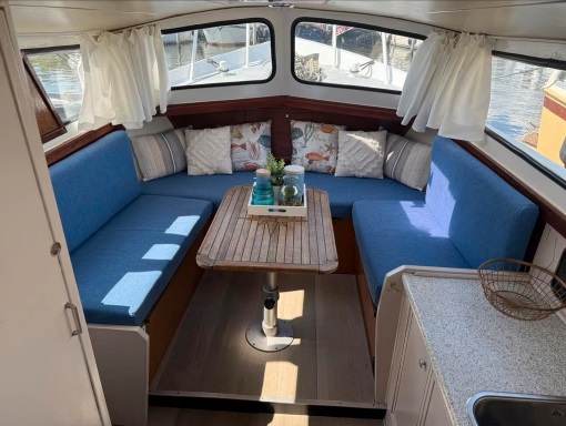 foto: 5 Crown Kruiser  950 ak ok