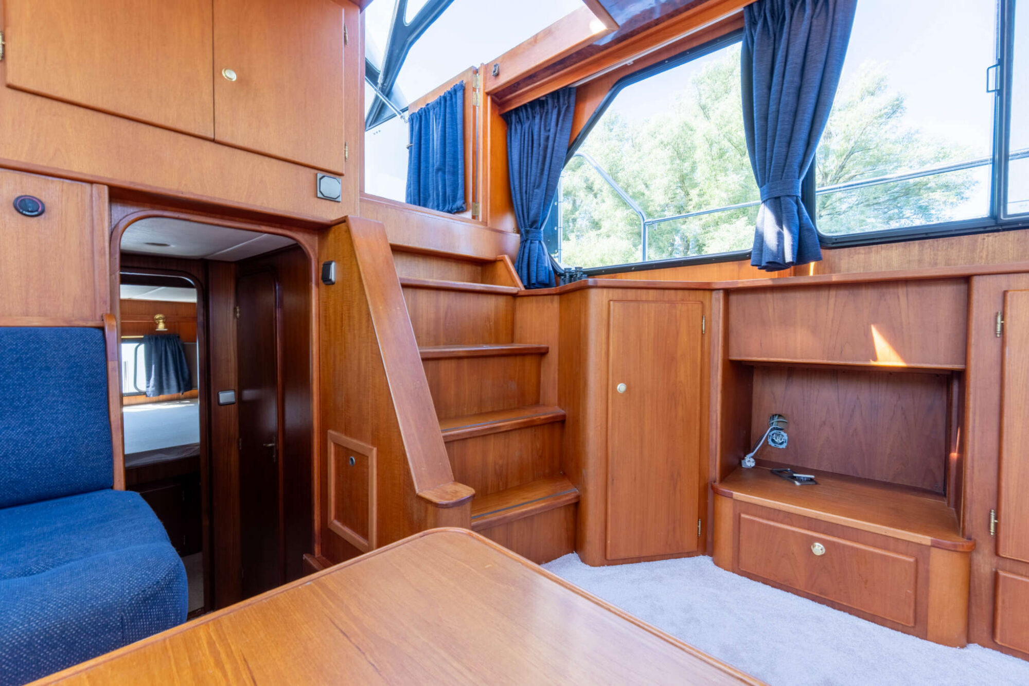 foto: 52 Explorer Explorer Classic 14.00 AK Cabrio