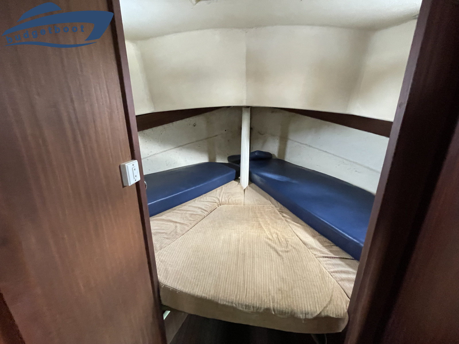 foto: 9 Rogger Rogger MK II (1050 OK)