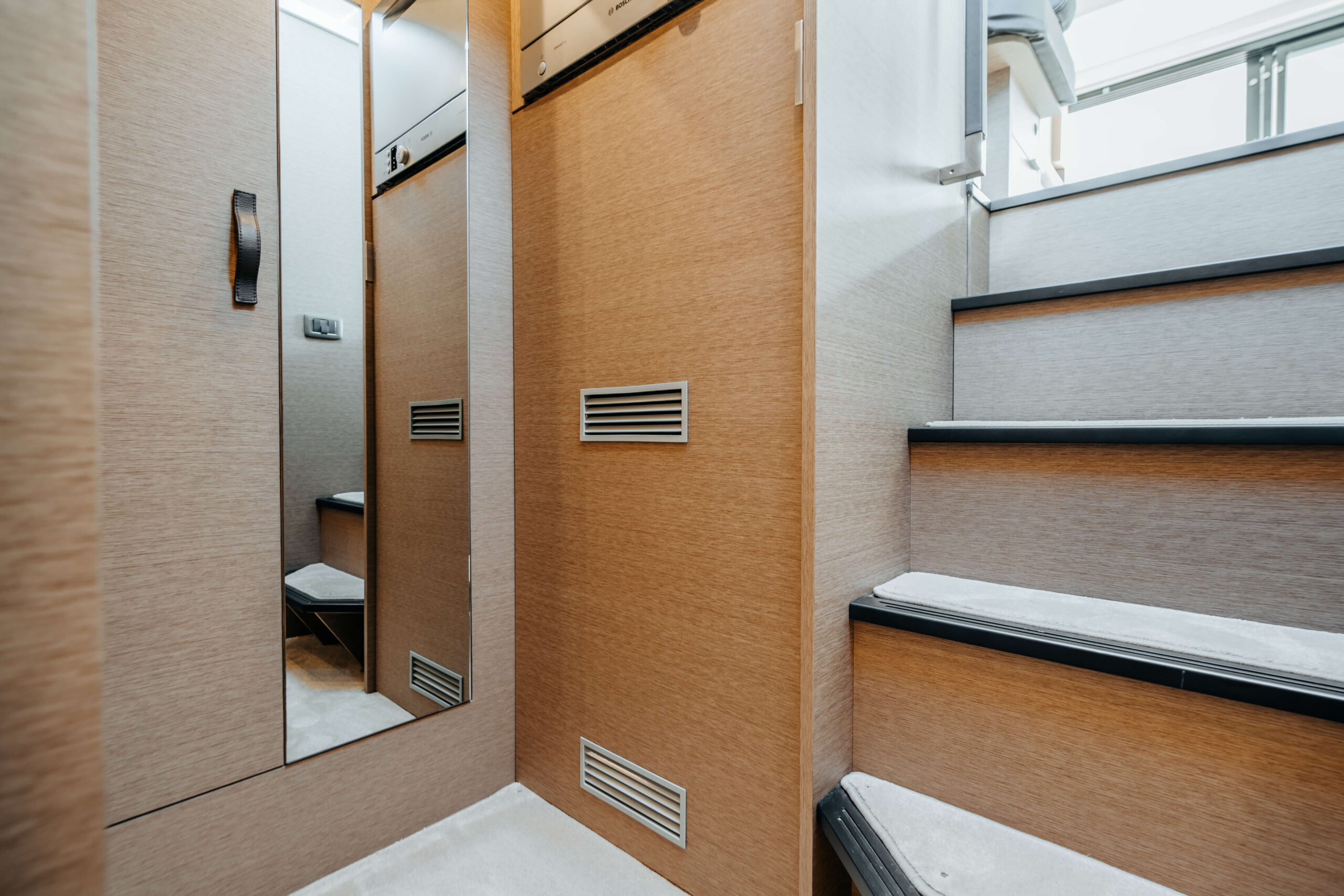 foto: 15 Prestige 420