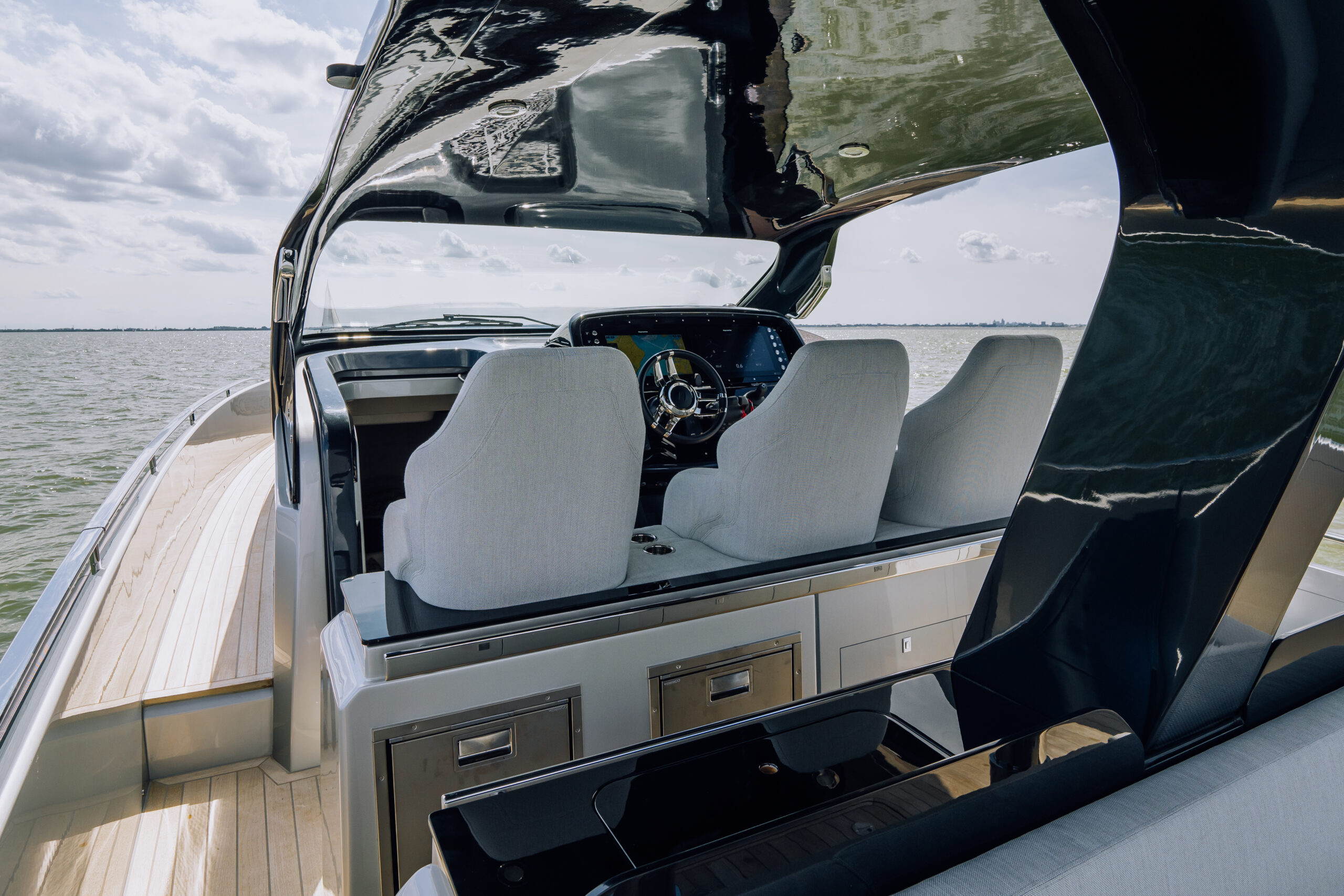 foto: 42 Sacs Rebel 47