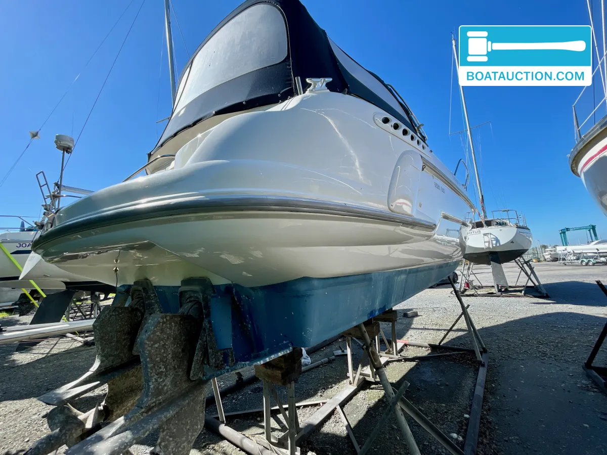 foto: 44 Sealine 310 Sportbridge