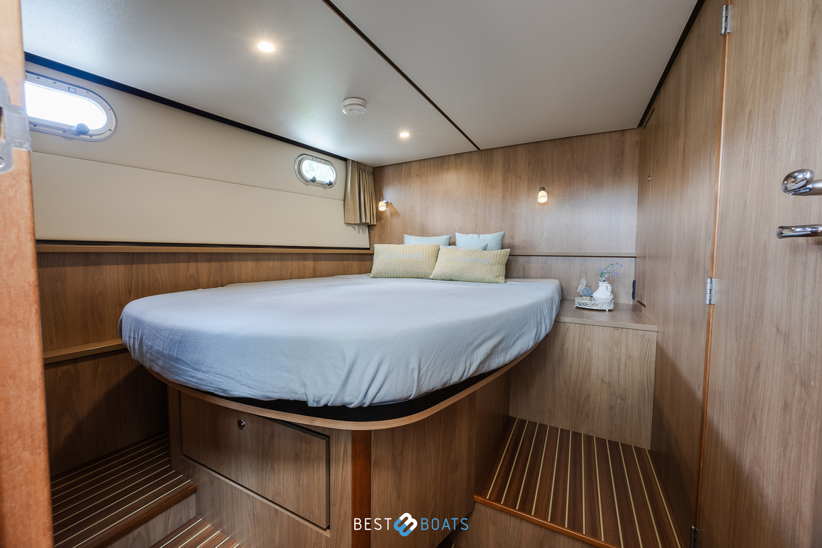 foto: 24 Linssen Grand Sturdy 35.0 AC