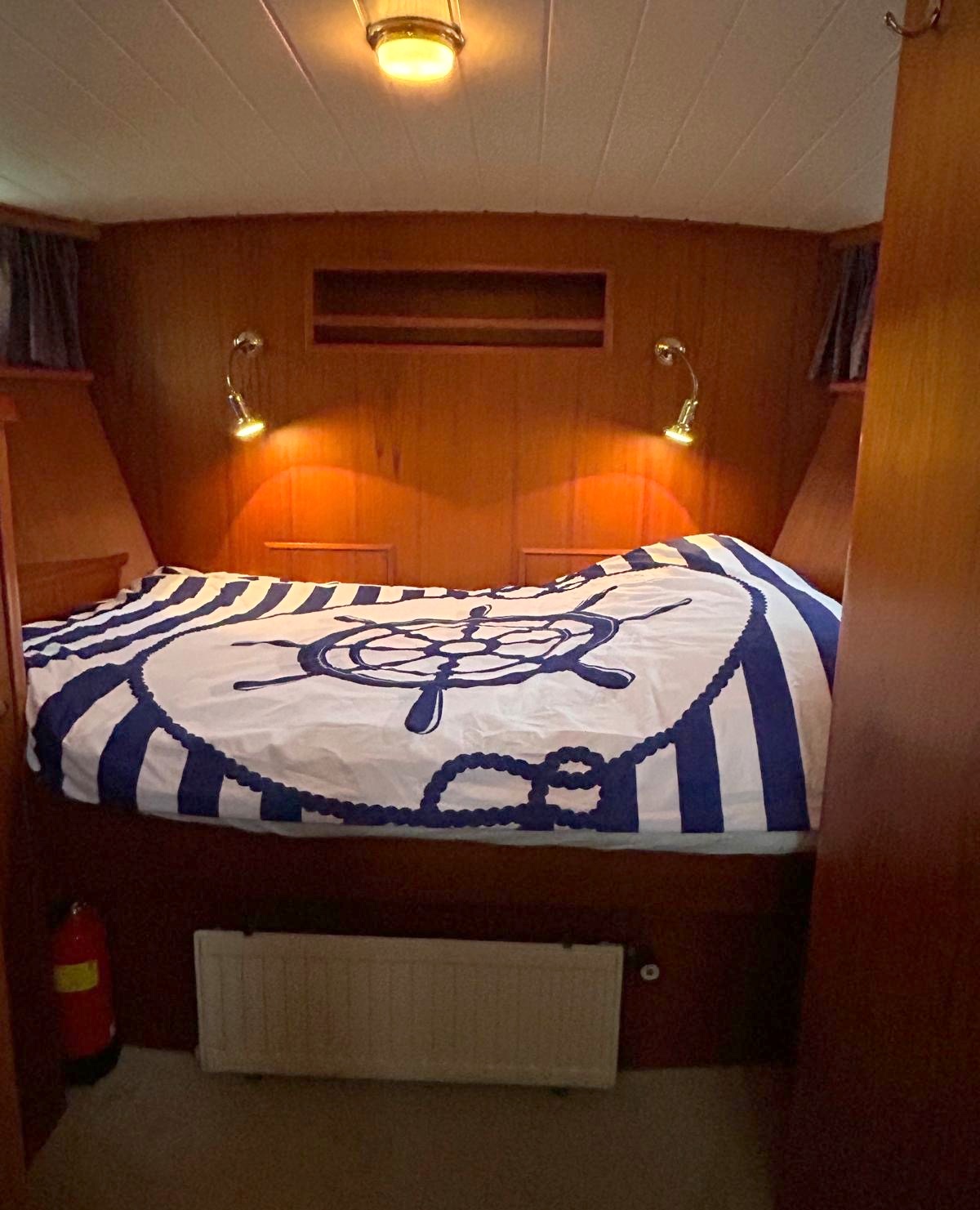 foto: 56 Monty Bank Monty Bank Kotter 41 AK Cabrio