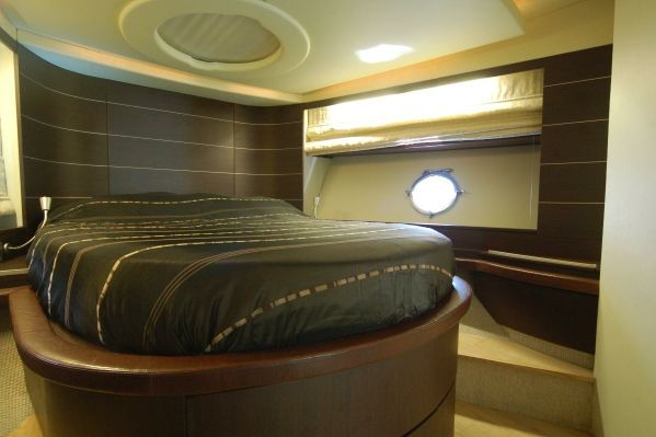 foto: 28 Azimut 68 S