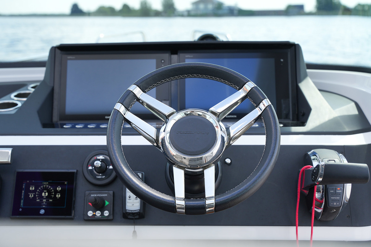 foto: 37 Axopar 28 Cabin