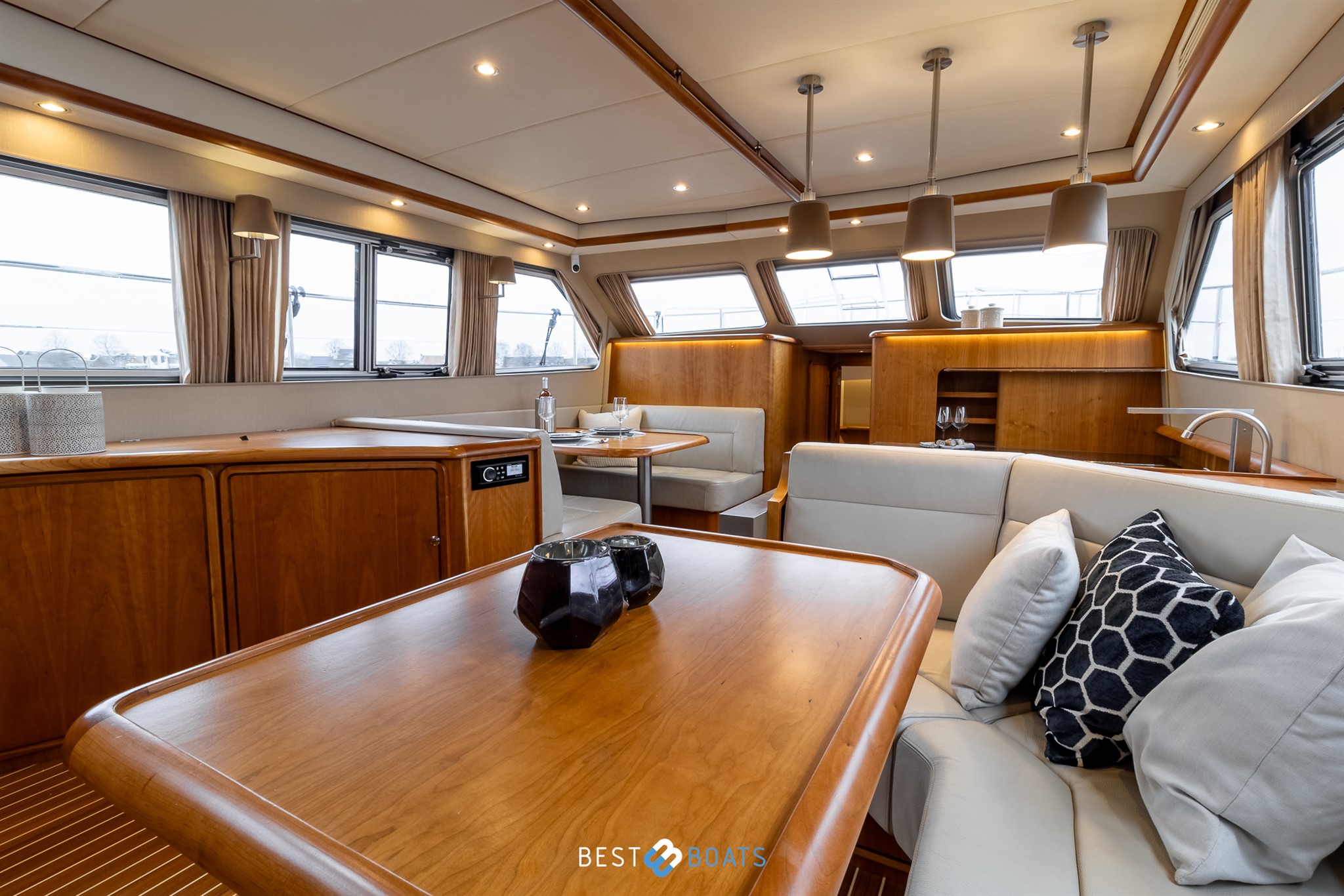 foto: 36 Linssen Grand Sturdy 500 AC Wheelhouse Long Top