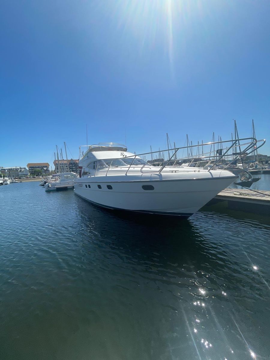 foto: 11 Princess 52 FLY