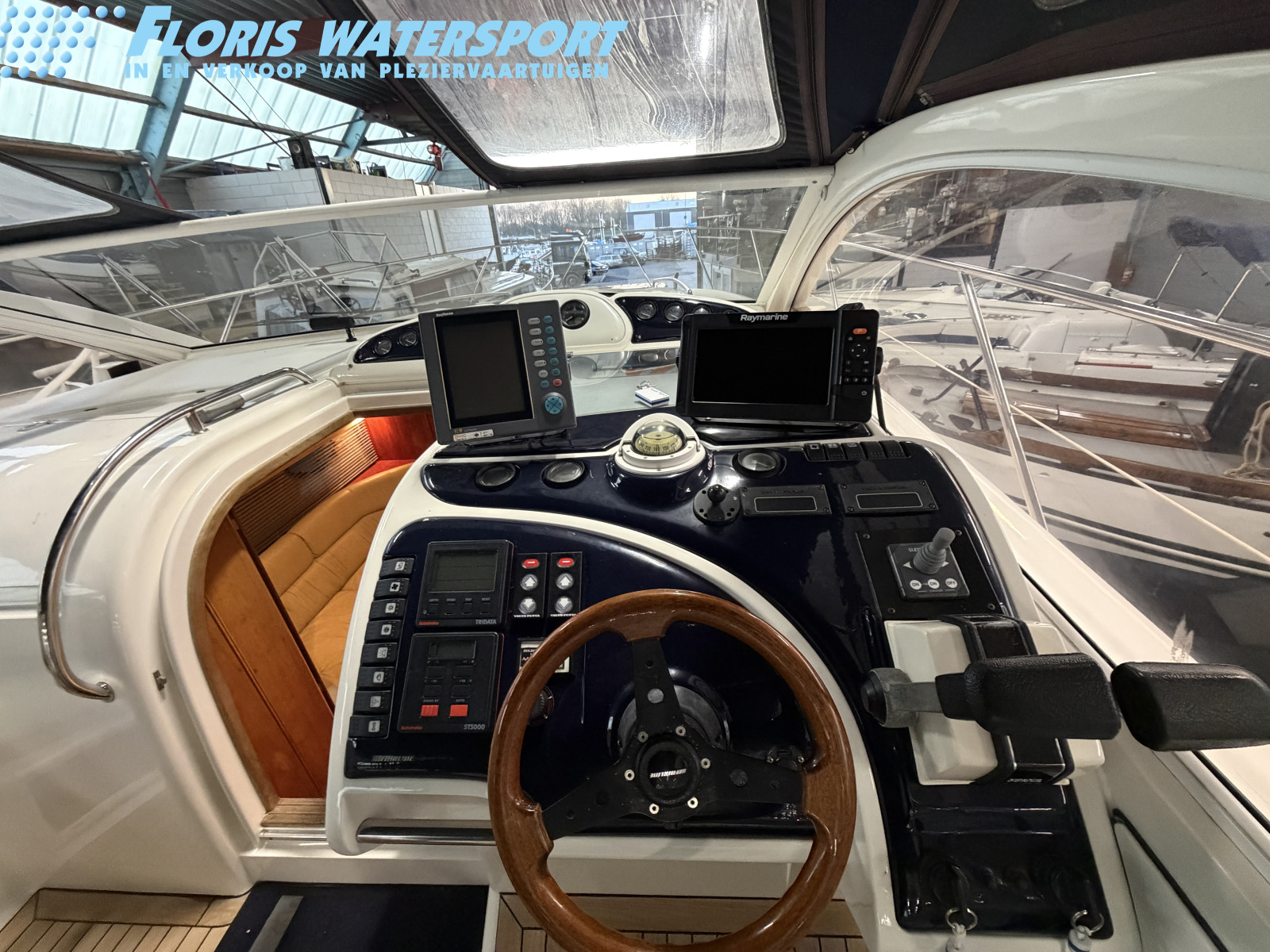 foto: 15 Fairline  Targa 37