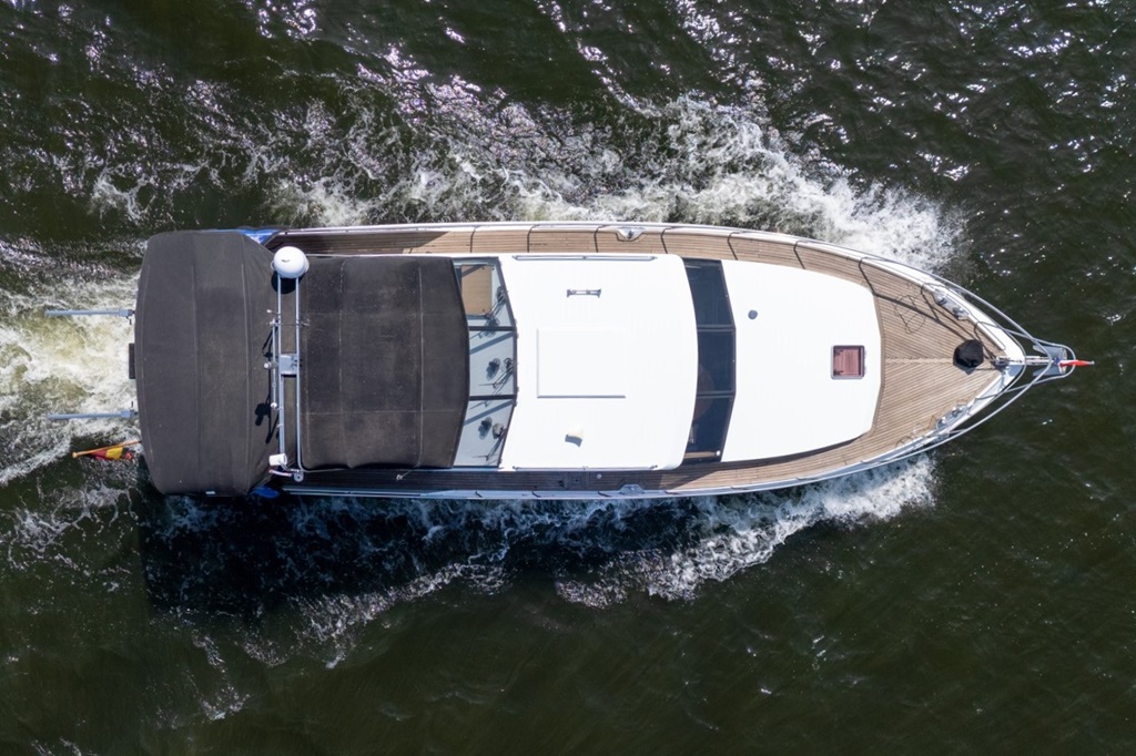 foto: 45 Valk Vitesse 48