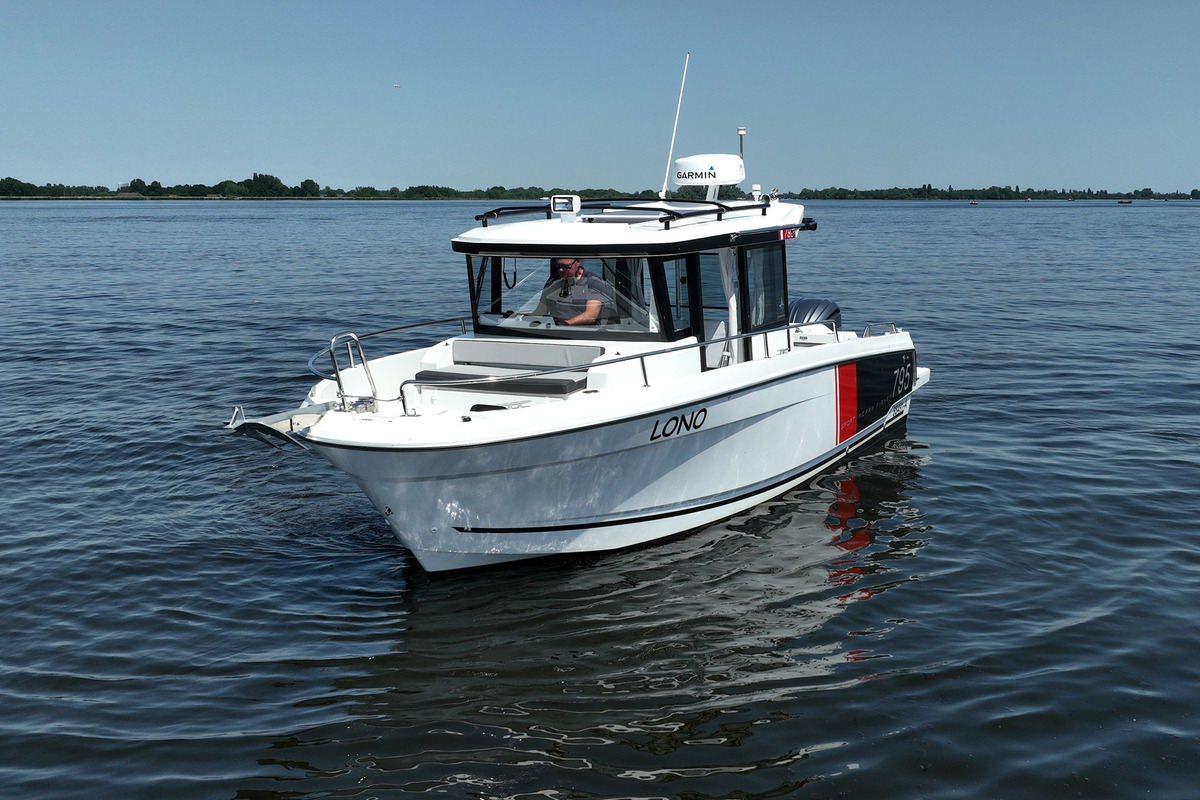 foto: 38 Jeanneau Merry Fisher 795 Sport Serie 2
