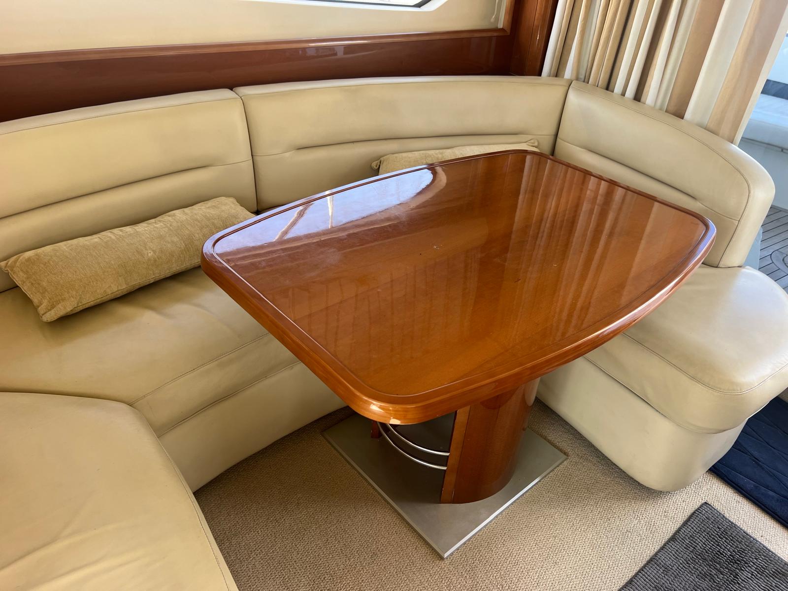 foto: 12 Princess  42 Fly