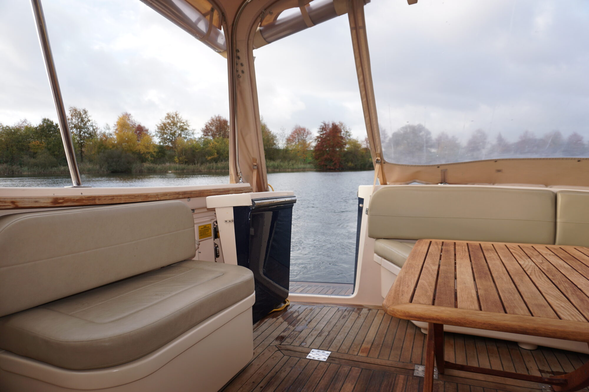 foto: 23 Island Packet Island Packet Craft 360 Express