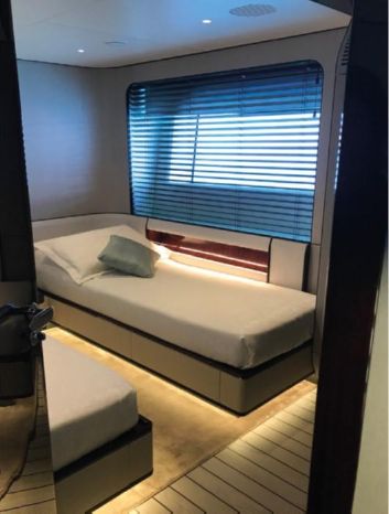 foto: 28 Azimut Grande 35 M 