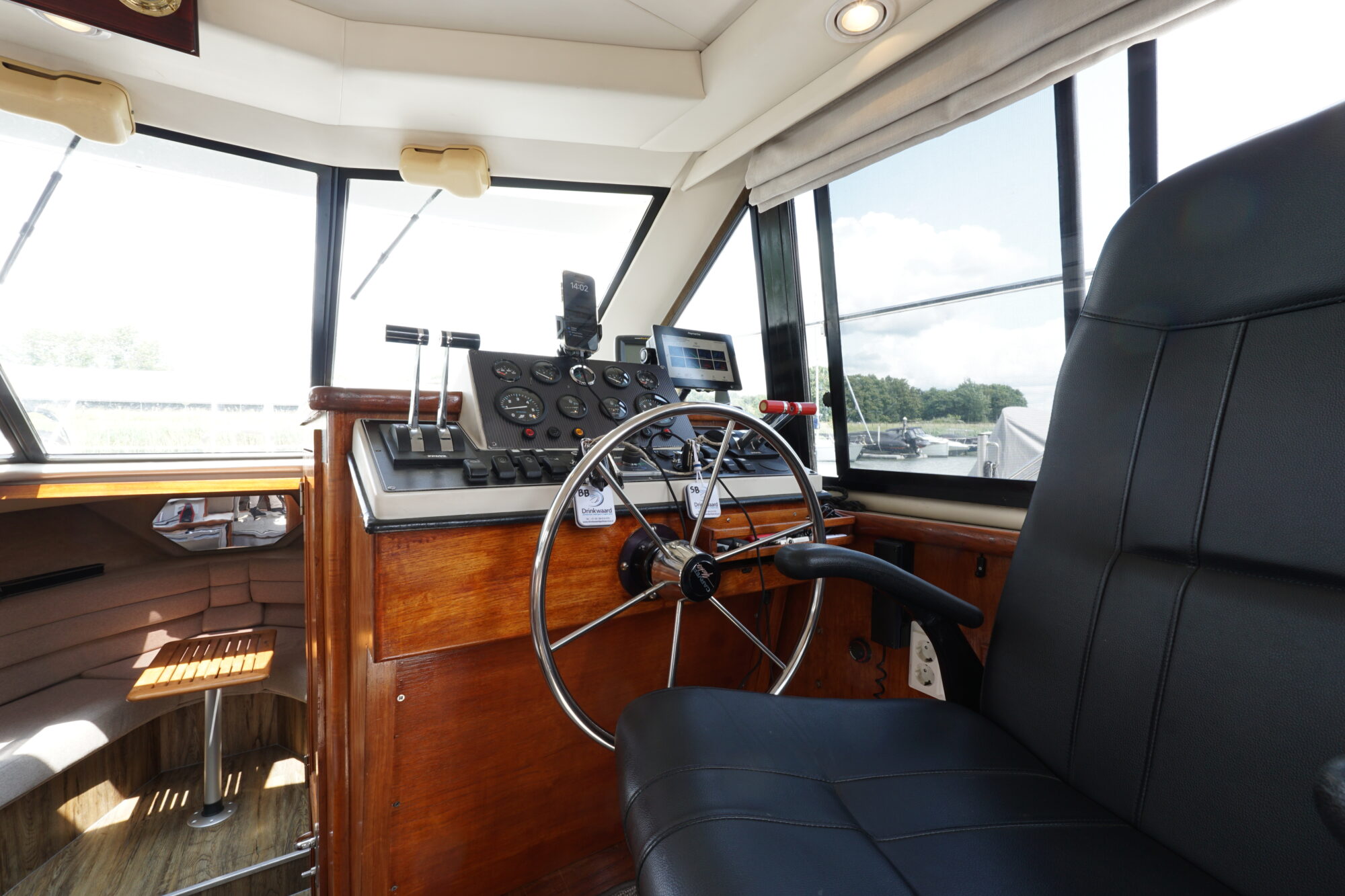 foto: 35 Carver Carver 28 Flybridge