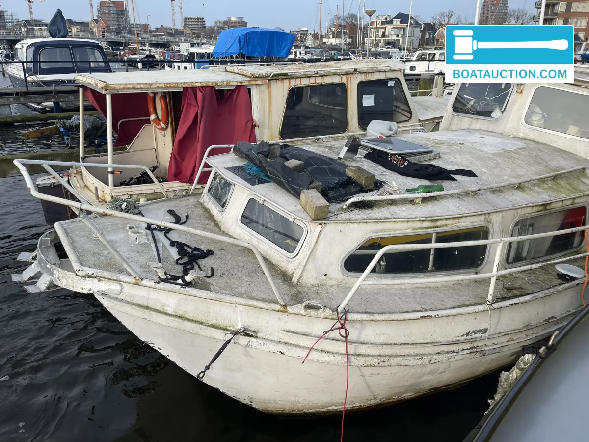 foto: 6 Motorboat 800