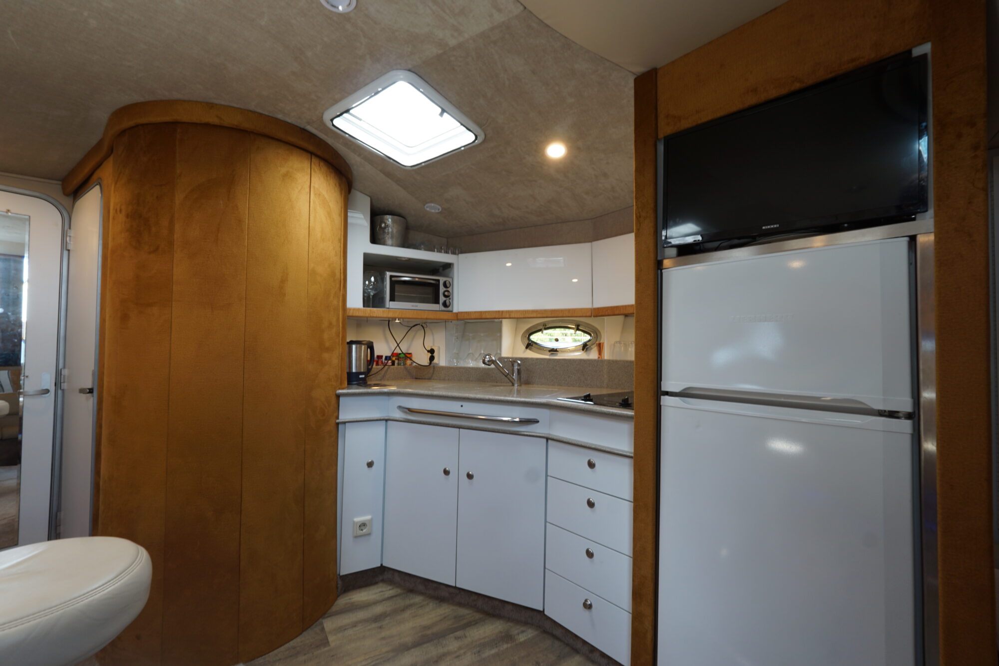 foto: 34 Formula Formula 41 PC