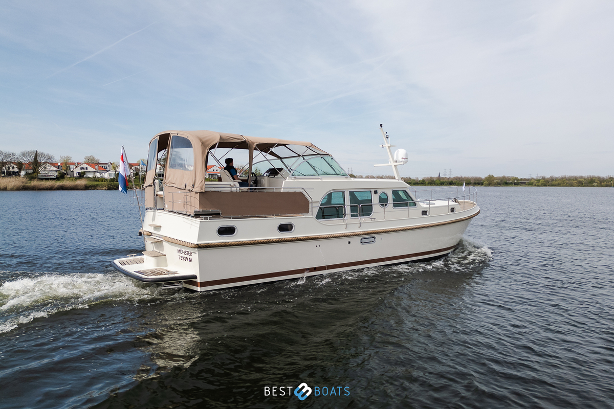 foto: 35 Linssen Grand Sturdy 43.9 AC