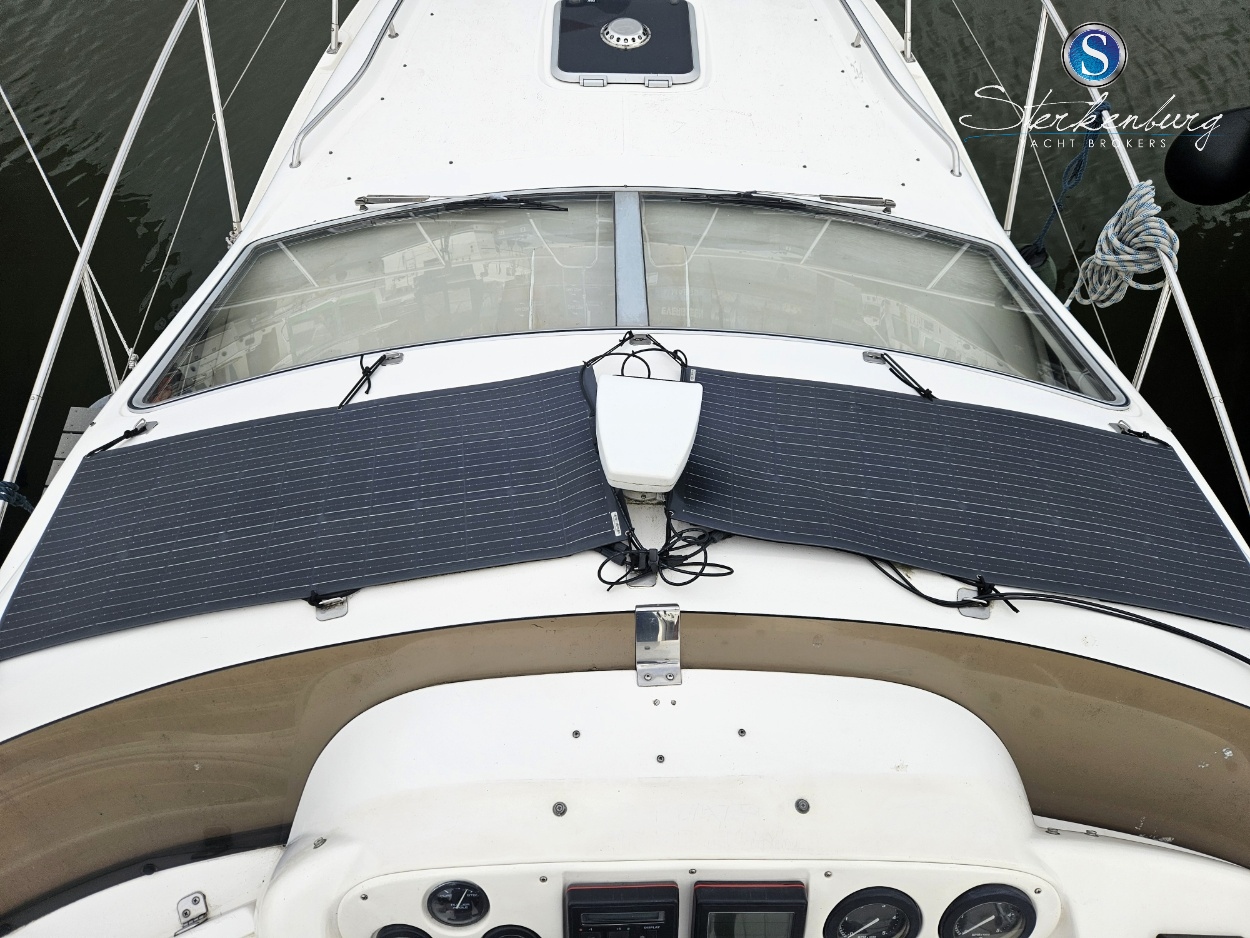 foto: 34 Sealine F330 Statesman