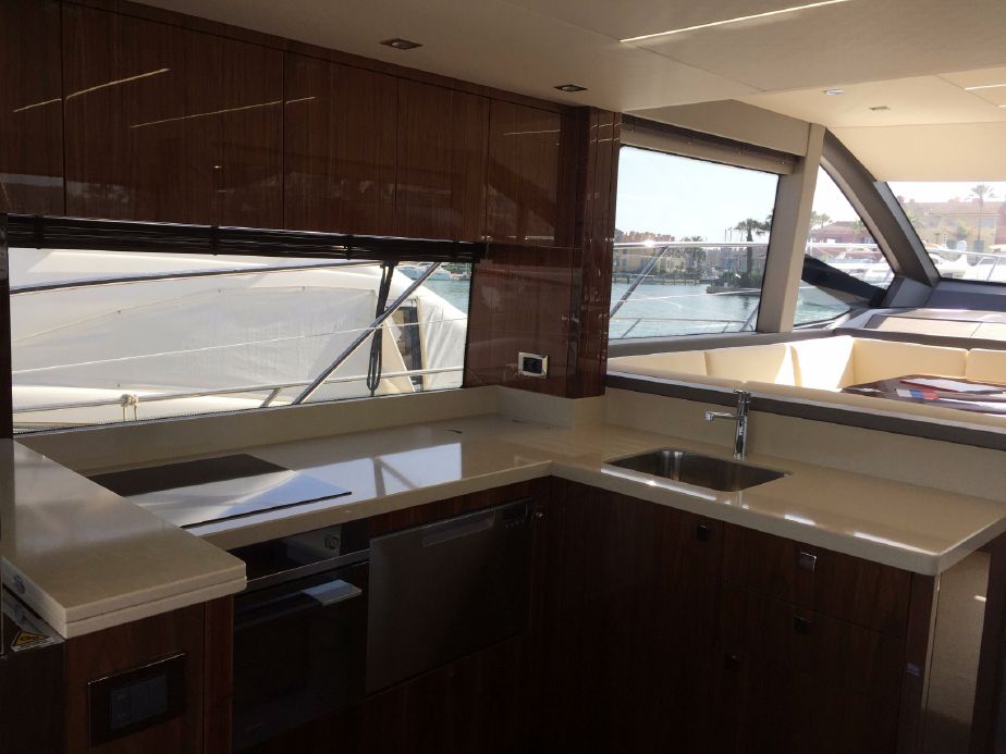 foto: 12 Sunseeker Manhattan 52