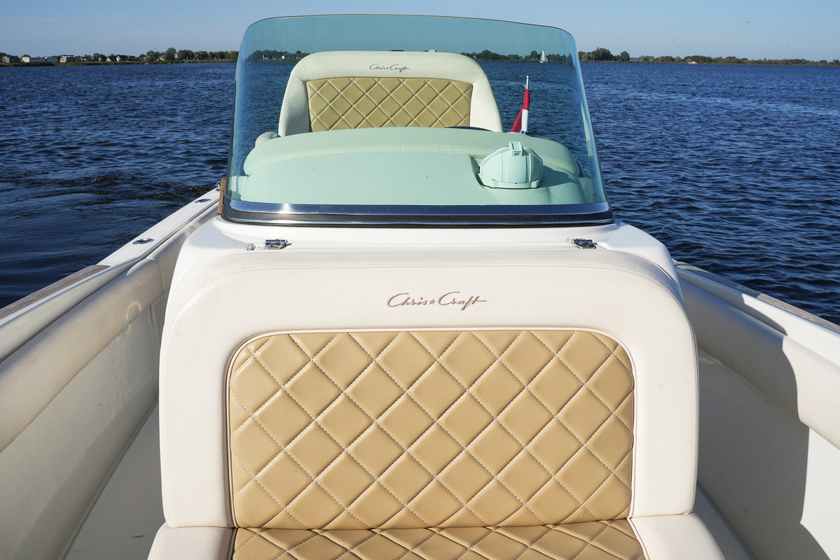 foto: 27 Chris Craft Catalina 23