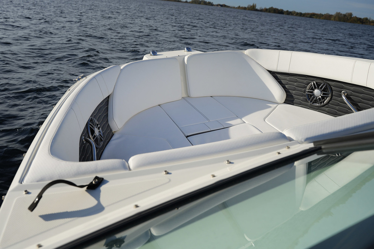 foto: 53 Sea Ray SPX 230 Outboard