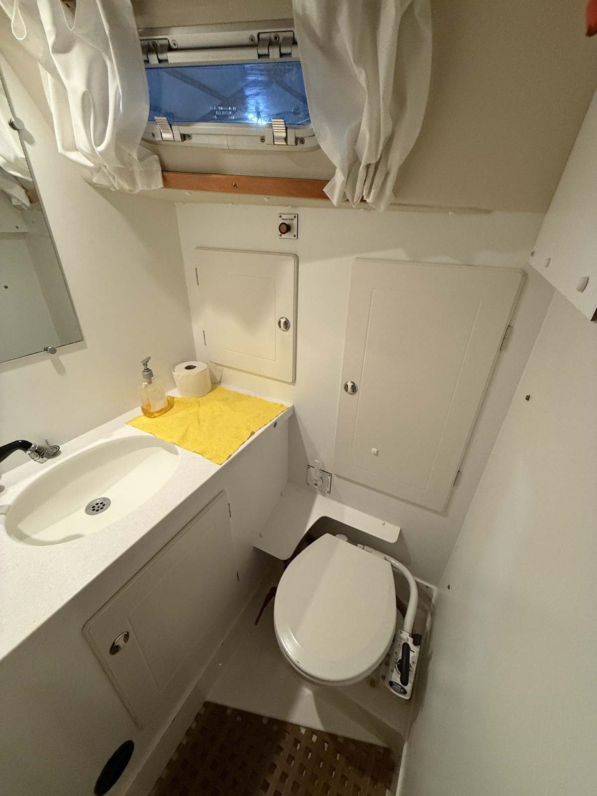 foto: 19 Hallberg Rassy 37