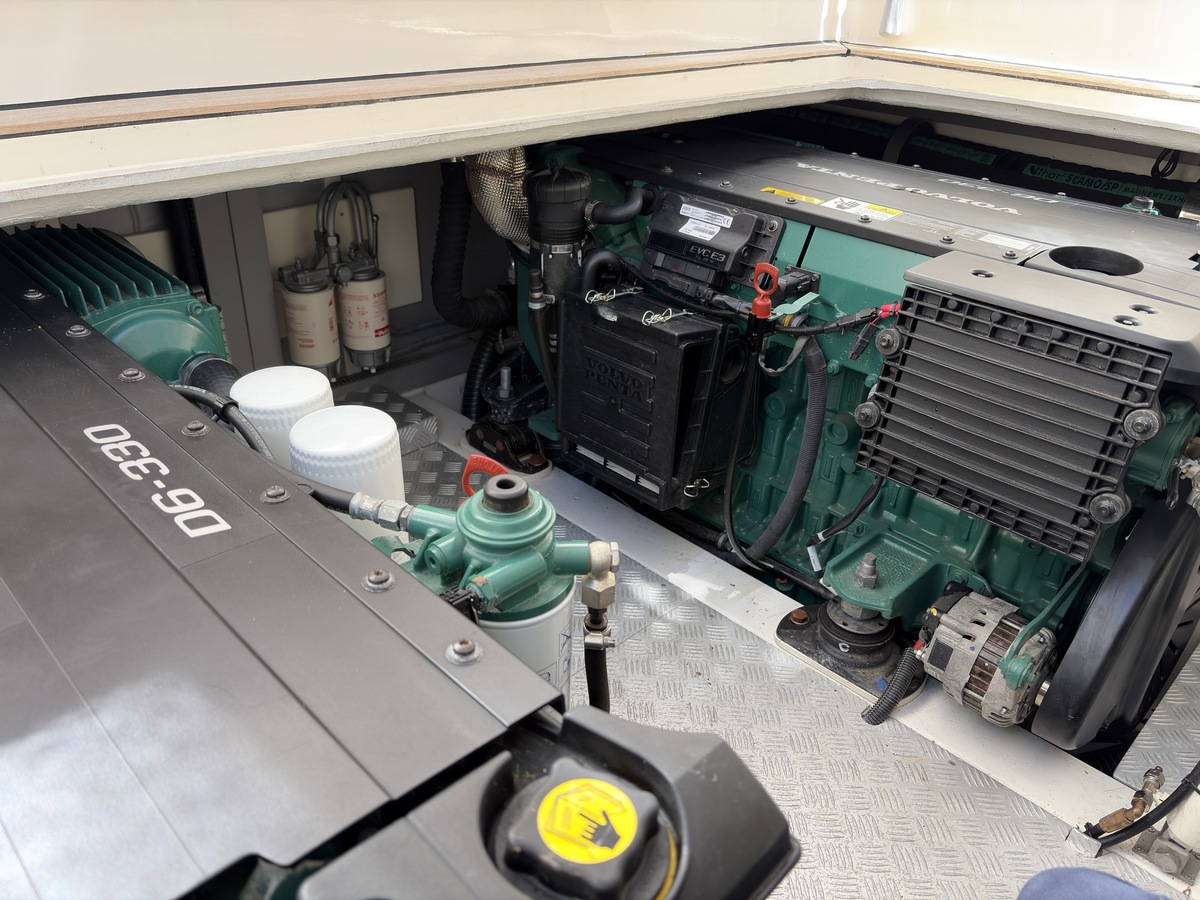 foto: 38 North-Line 37 Wheelhouse
