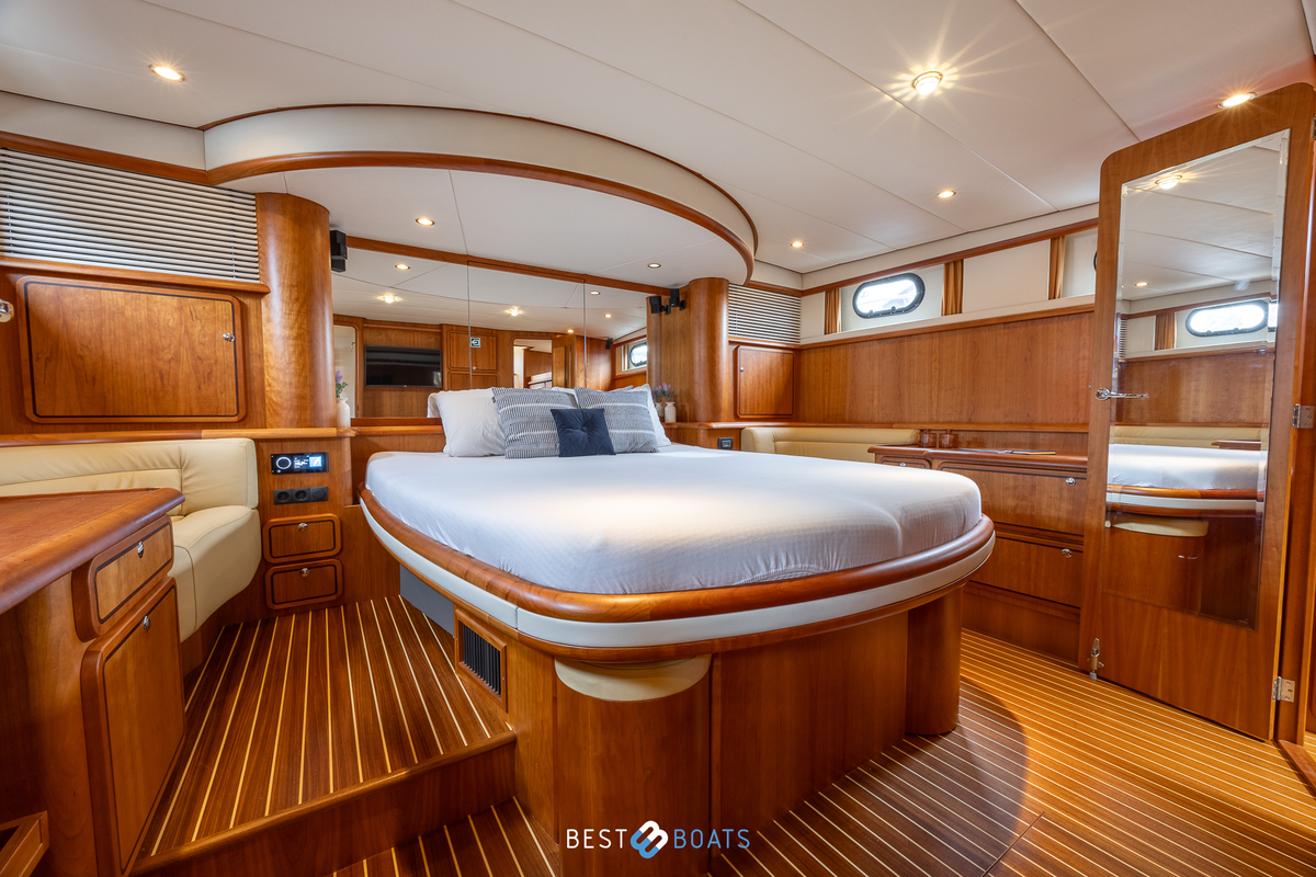 foto: 43 Linssen Grand Sturdy 500 AC Variotop 