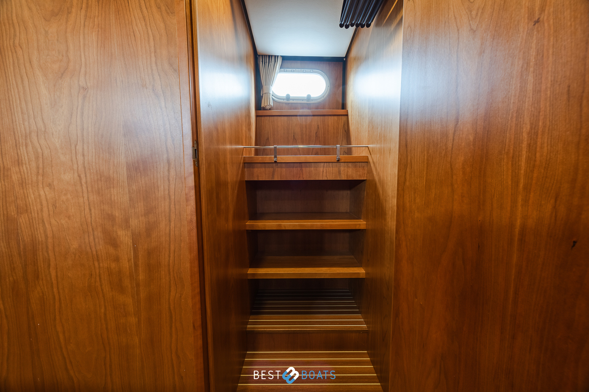 foto: 37 Linssen Grand Sturdy 40.9 AC