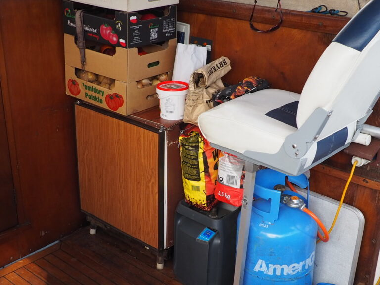 foto: 42 Amerglass Searunner 30 AK