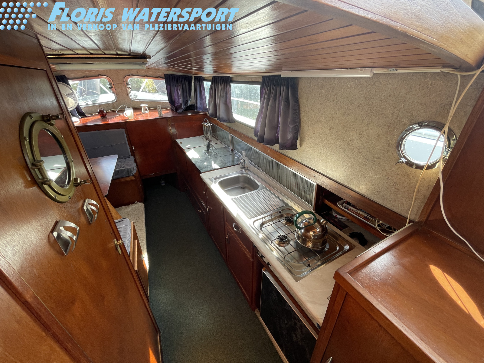 foto: 9 De Ruiter kruiser 1100