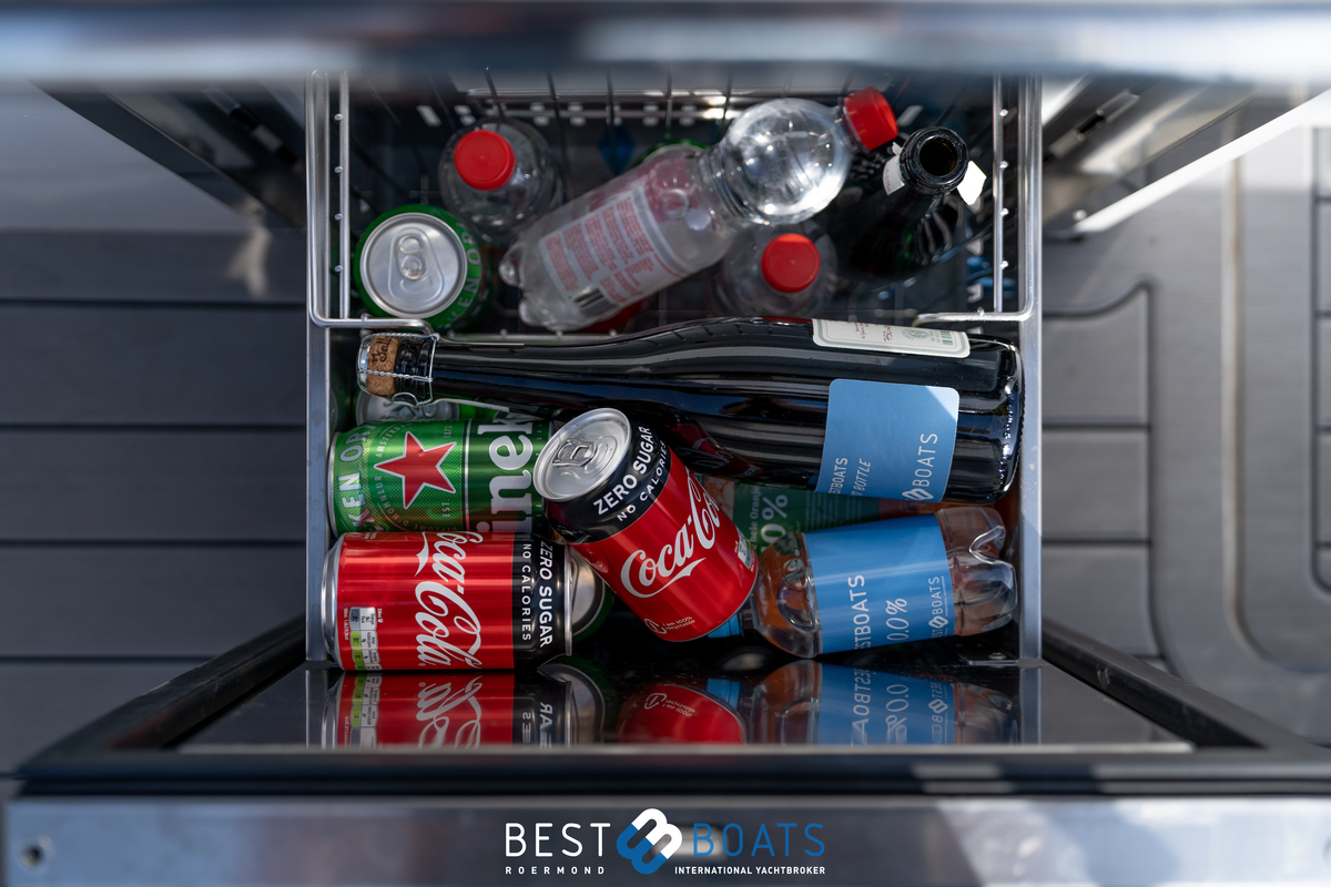 foto: 12 Pirelli 35 Outboard